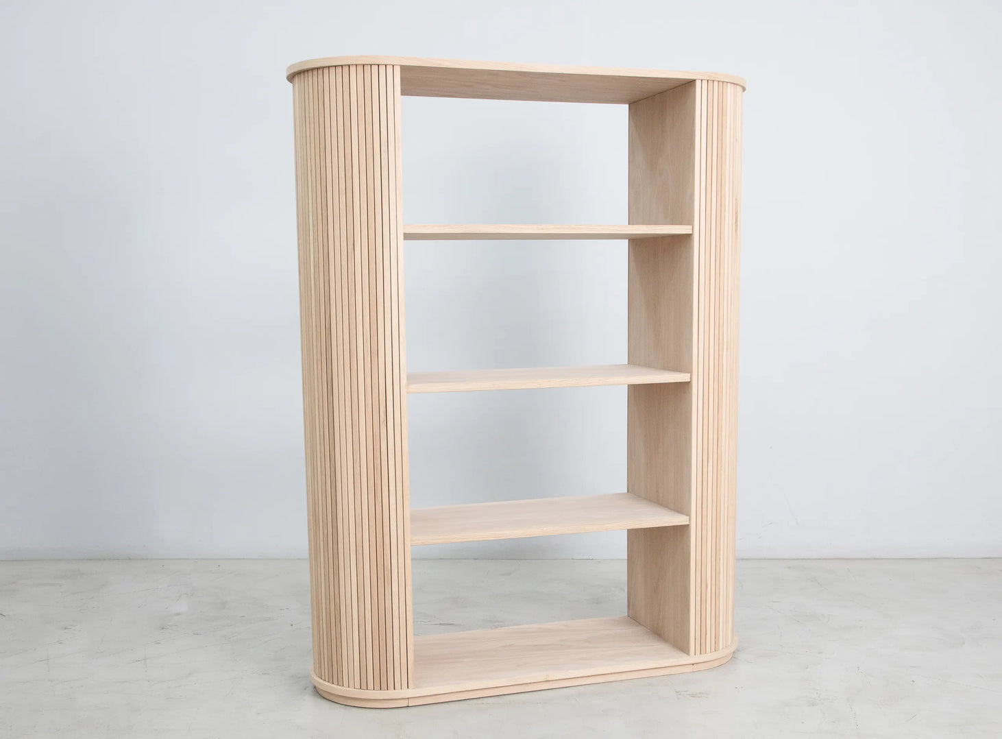 Milan - Bookshelf